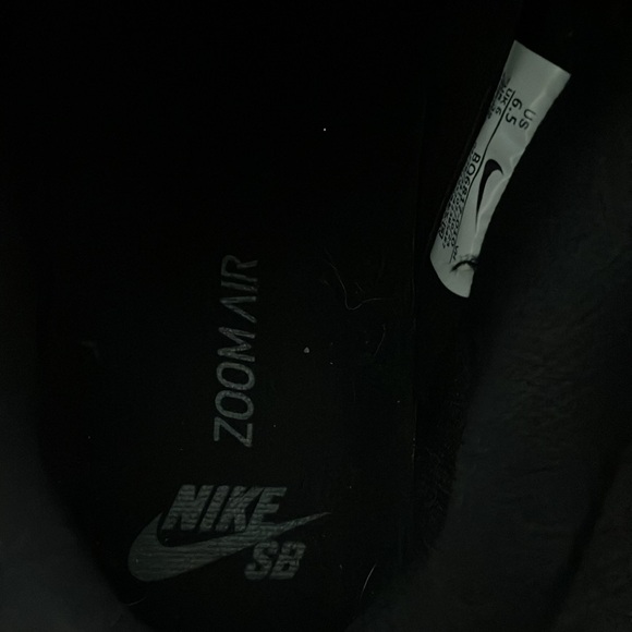 Nike SB Dunk Low - Picture 3 of 7